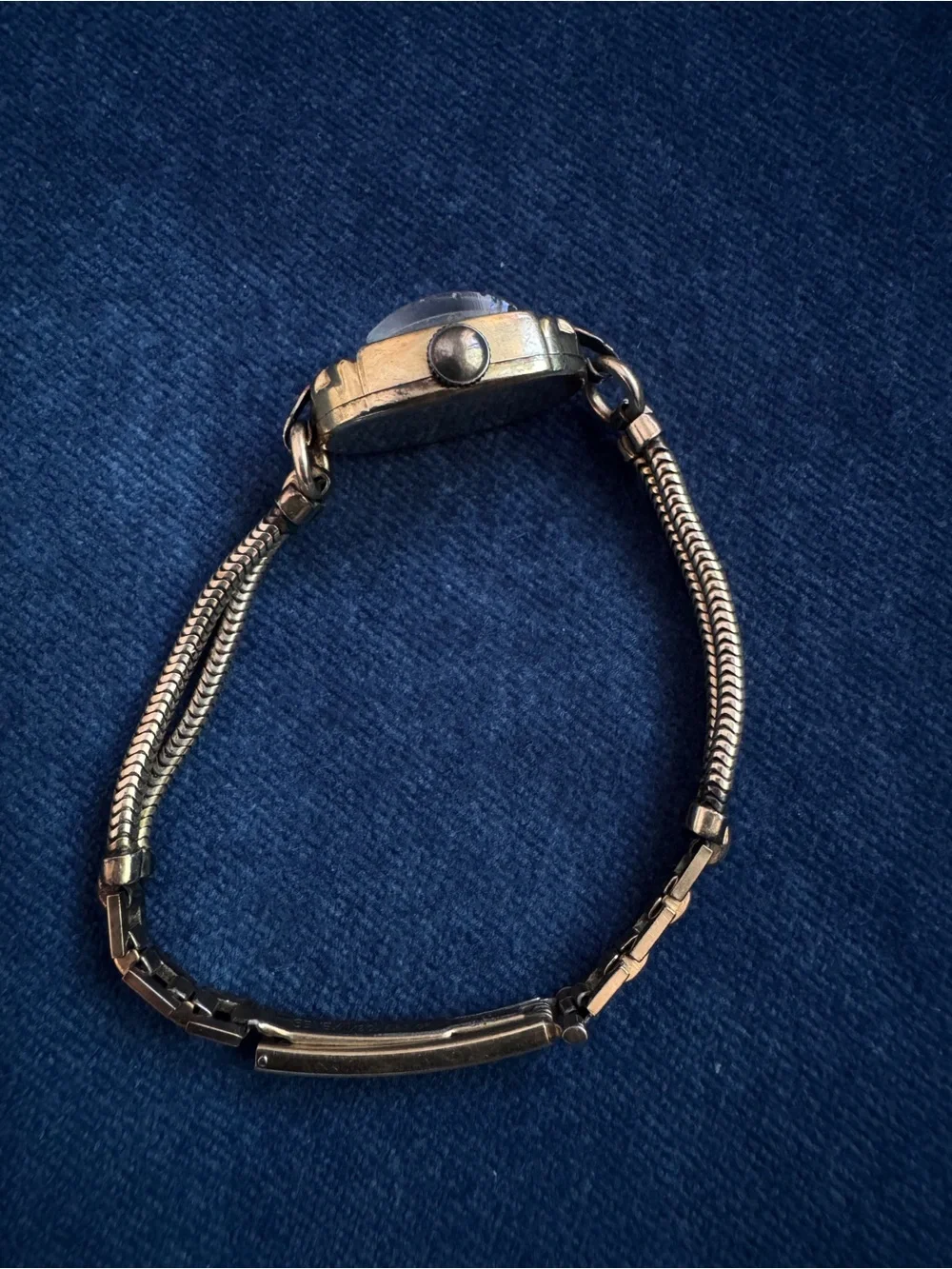 Gold-Tone Ladies Vintage Bracelet Watch